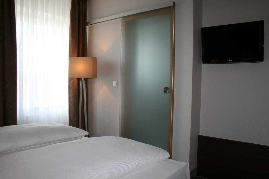 HOTEL PARQÉO im A66 Gelnhausen Extérieur photo