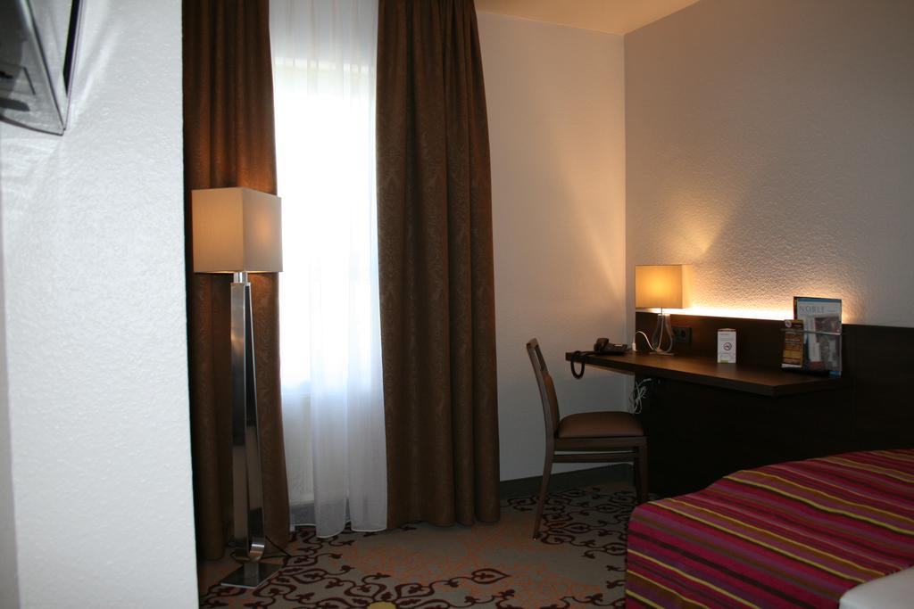 HOTEL PARQÉO im A66 Gelnhausen Extérieur photo